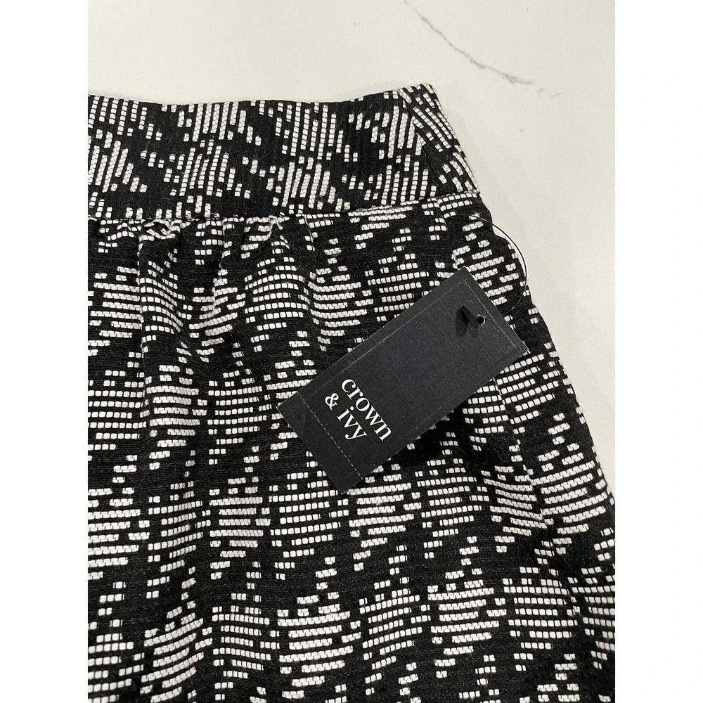 NWT‎ Crown and & Ivy Black White Mod Houndstooth Aline Skirt Sz 2 SI52